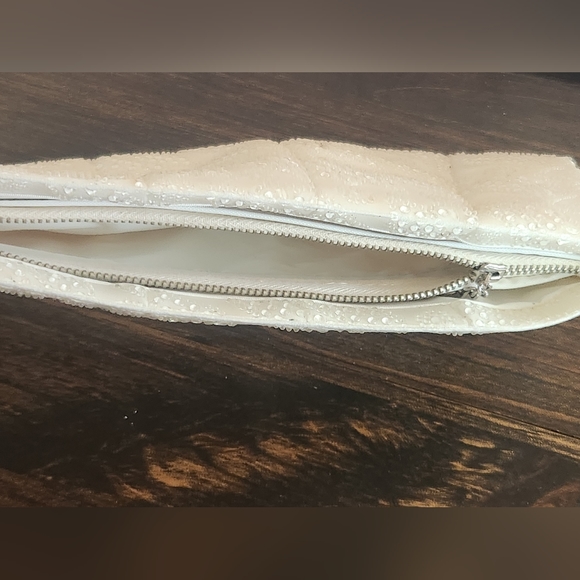Vintage Ivory Beaded  bridal evening clutch - Picture 8 of 12